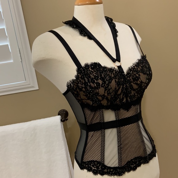 Victoria’s Secret Lace Bustier Corset Black Crystals Bra Size 32B - Picture 14 of 16